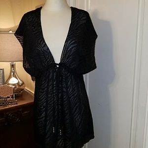 Zebra lace coverup